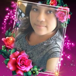 Meet your Posher, Claudia